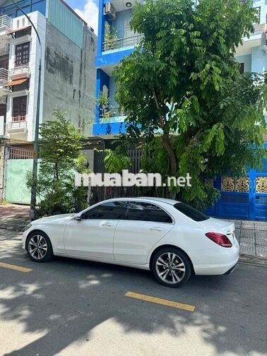 Mercedes-Benz C250 Exclusive 2018 Trắng