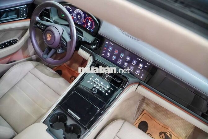 Porsche Panamera model 2025 19.000km option 1,5 tỷ