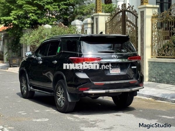 Toyota Fortuner 2.7V 4x2 AT 2019 - 668 Triệu
