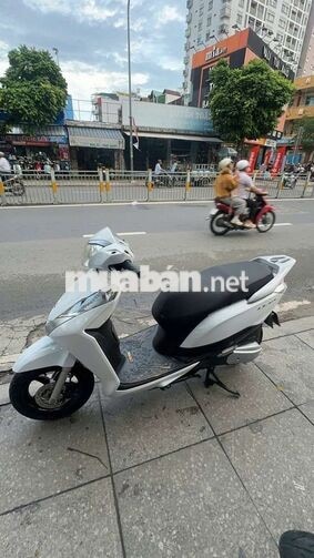 HONDA LEAD FI 2015 TRẮNG ĐÃ SỬ DỤNG