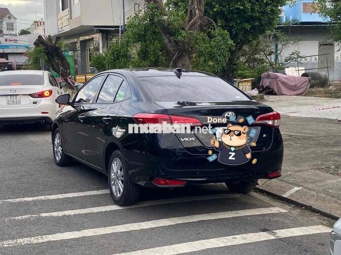 Toyota Vios 2018 1.5E MT 28.000km Đen 28000km