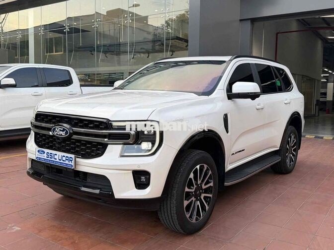 Ford Everest 2026 Platinum Trắng 13.000 km