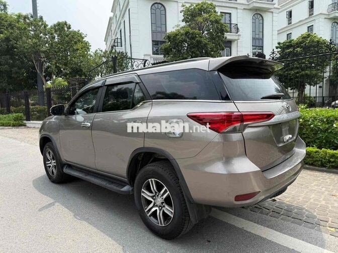 Toyota Fortuner 2.4L 2019 Số sàn Nâu