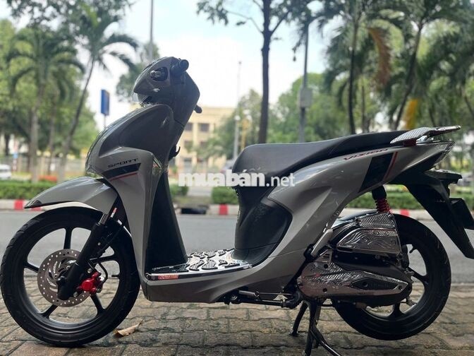 Honda Vision Sport màu Xám