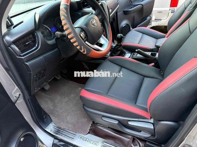 Toyota Fortuner 2.4L 2019 Số sàn Nâu