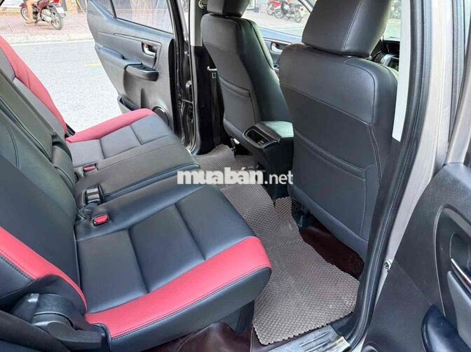 Toyota Fortuner 2.4L 2019 Số sàn Nâu