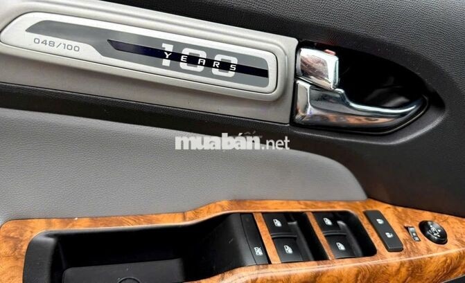Colorado LTZ 2.8AT 4x4, phiên bản kỷ niệm 100năm