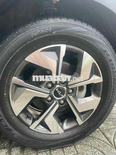 Kia Sonet Xanh Tự động