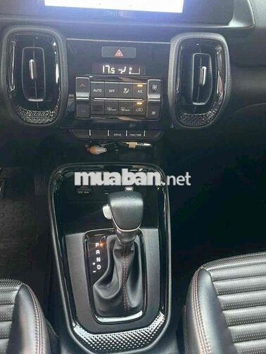 Kia Sonet Xanh Tự động