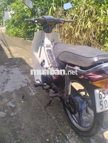 Honda Dream Nâu trắng