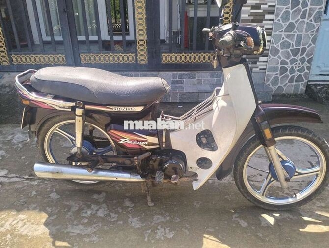 Honda Dream Nâu trắng