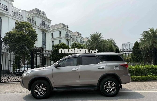 Toyota Fortuner 2.4L 2019 Số sàn Nâu