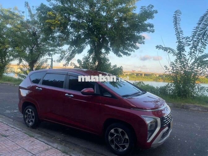 Bán Huyndai Stagaze bản full, xe đẹp máy rin