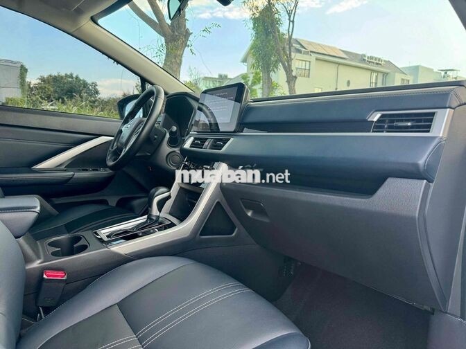 Mitsubishi Xpander Cross 2025 Trắng Đi 33000