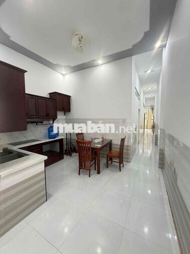 Nhà trệt nguyên căn đẹp 4x18m 02phòng 3máy lạnh KDC ĐH Y Dược
