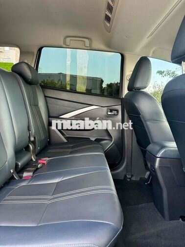 Mitsubishi Xpander Cross 2025 Trắng Đi 33000
