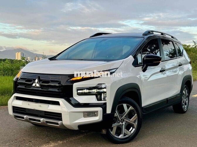 Mitsubishi Xpander Cross 2025 Trắng Đi 33000