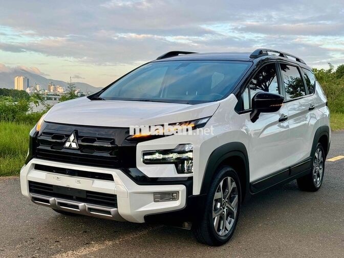 Mitsubishi Xpander Cross 2025 Trắng Đi 33000