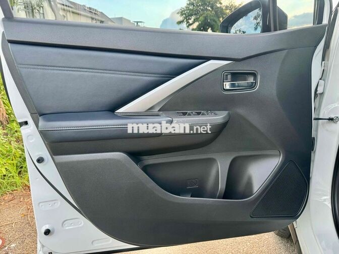 Mitsubishi Xpander Cross 2025 Trắng Đi 33000