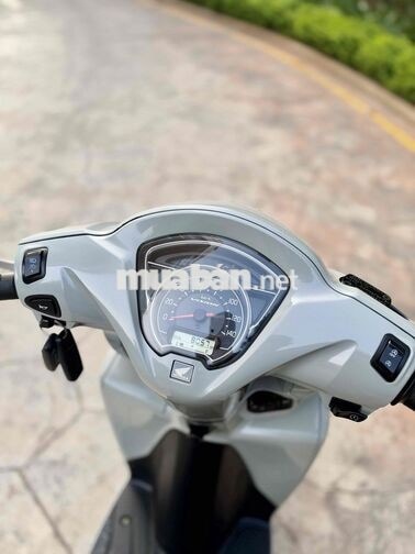 Honda Vision Sporty 2023 Xám 8000km
