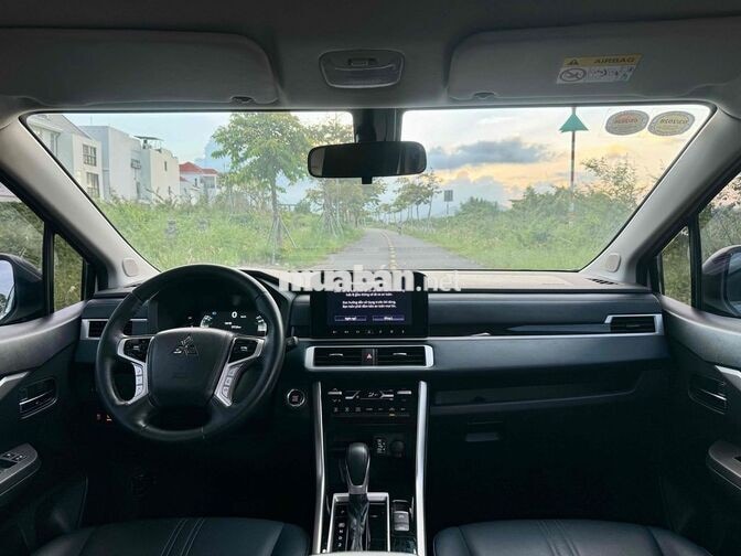 Mitsubishi Xpander Cross 2025 Trắng Đi 33000