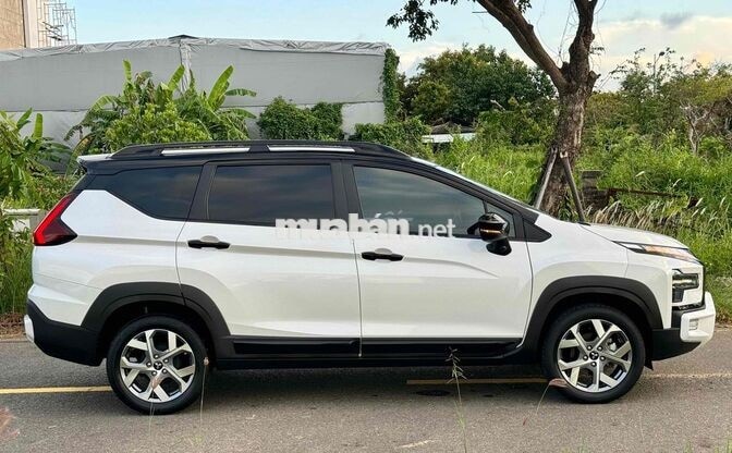 Mitsubishi Xpander Cross 2025 Trắng Đi 33000