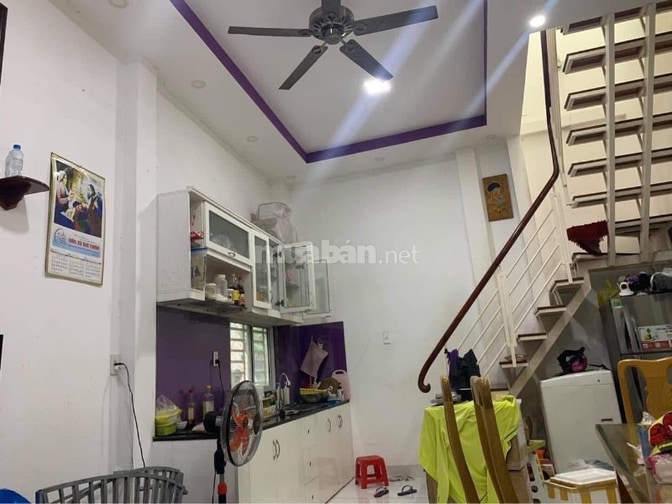 Chính chủ cần bán nhà 7B/1 Thành Thái phường Diên Hồng đường xe tải