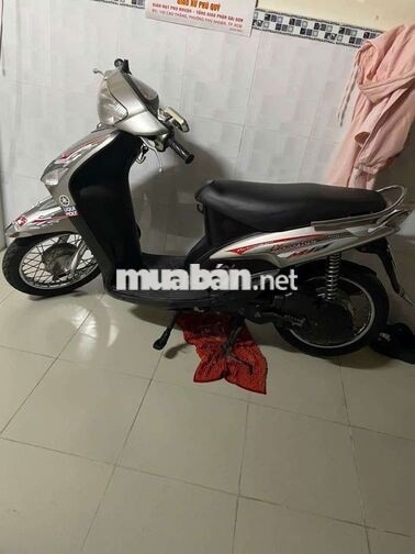 Yamaha Mio Classico Nữ Bạc