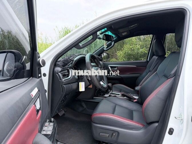 Toyota Fortuner 2025 Legender 9.000 km