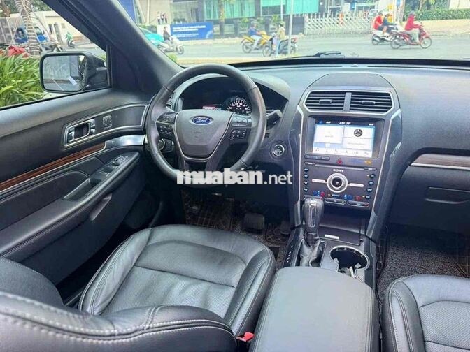Ford Explorer 2019 Đen Mỹ 30000 km