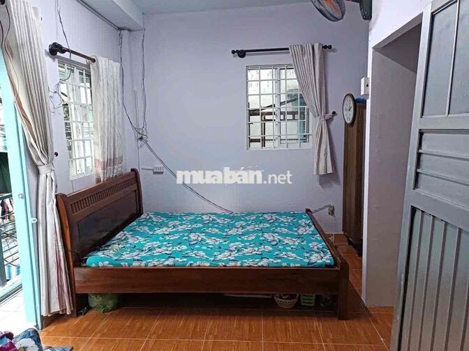 cho thuê nhà mới đang sơn sửa giá rẻ, bùi thế mỹ