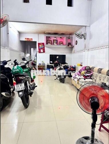 bán nhà tên lửa 83m2 hẻm ô tô thông 3pn,3wc