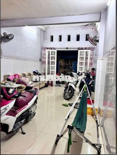 bán nhà tên lửa 83m2 hẻm ô tô thông 3pn,3wc
