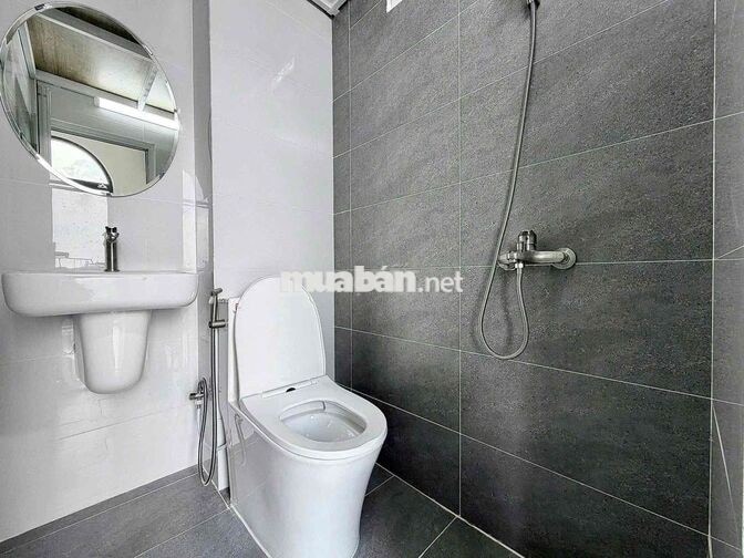 CHO THUÊ STUDIO BAN CÔNG GIÁ RẺ NGAY NGUYỄN VĂN LƯỢNG