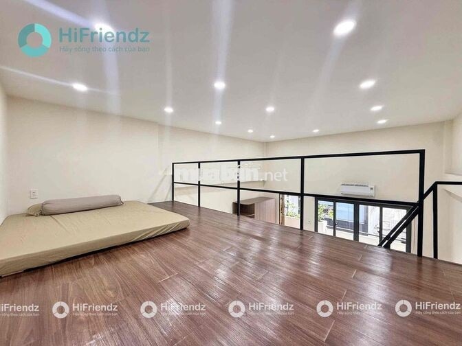 DUPLEX ban công cực rộng ngay khu sân bay không giới hạn người và xe