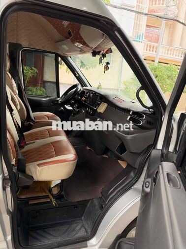 Ford Transit 2022 Số sàn 99.000km Bạc