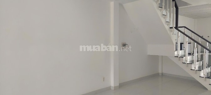 CC cho thuê nhà liền kề 2 tầng 240m2 tại Khu đô thị DTA Nhơn Trạch, ĐN
