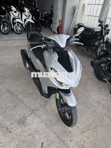 Honda Air Blade 2026 Bạc 4000 km