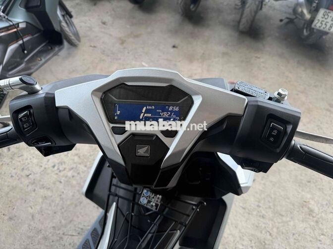 Honda Air Blade 2026 Bạc 4000 km