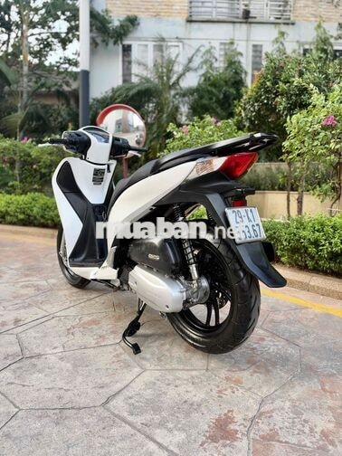 Honda SH 125 2016 màu Trắng smartkey