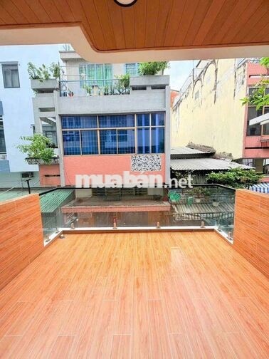 bán nhà góc 2 MT hxh Nguyễn trãi p3 q5