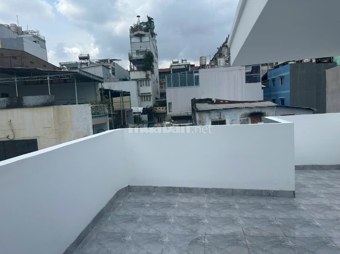 Cho thuê nhà nguyên căn mới xây đầy đủ nội thất tiện nghi, 
