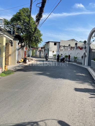 Bán đất mặt tiền đường Quang Trung, Quận 9, vị trí đẹp, 4x20m, sổ hồng