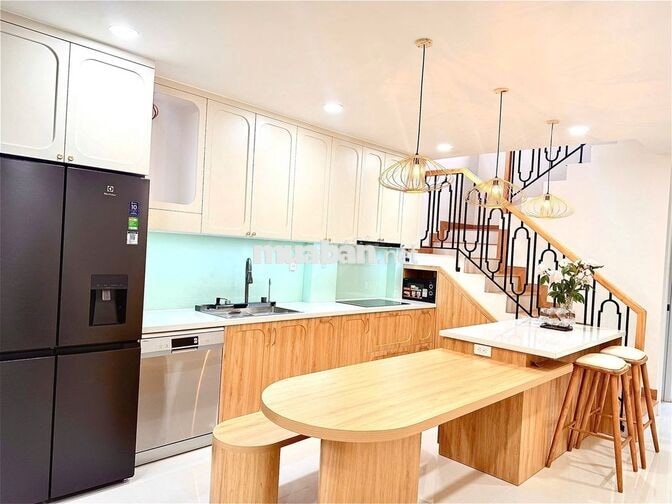 🌈 Full Nội Thất ! Hẻm 5m BỜ BAO TÂN THẮNG, 4,2 x 15m, 3 Lầu, 4 PN, 5WC