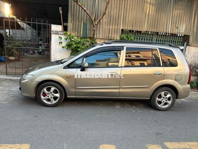 Xe gia đình Mazda 7 chỗ số tự động