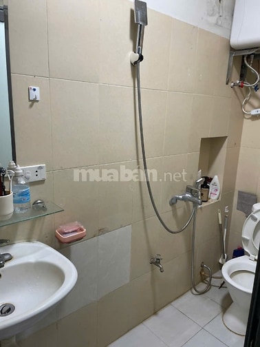 Cho thuê cả nhà mặt đường 726 Bạch Đằng, diện tích 28m2*5 tầng