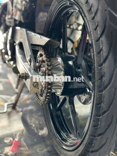 Yamaha MX King 2022 màu Đen