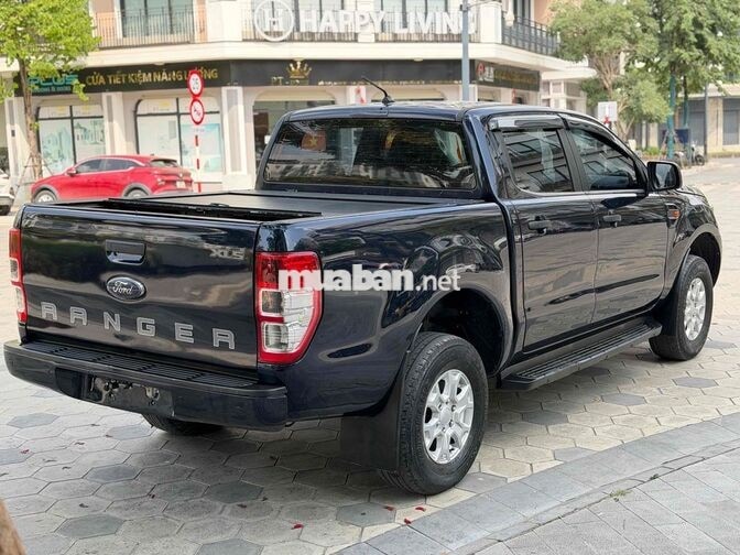 Ford Ranger XLS 2021 Tự động 9 vạn km Đen