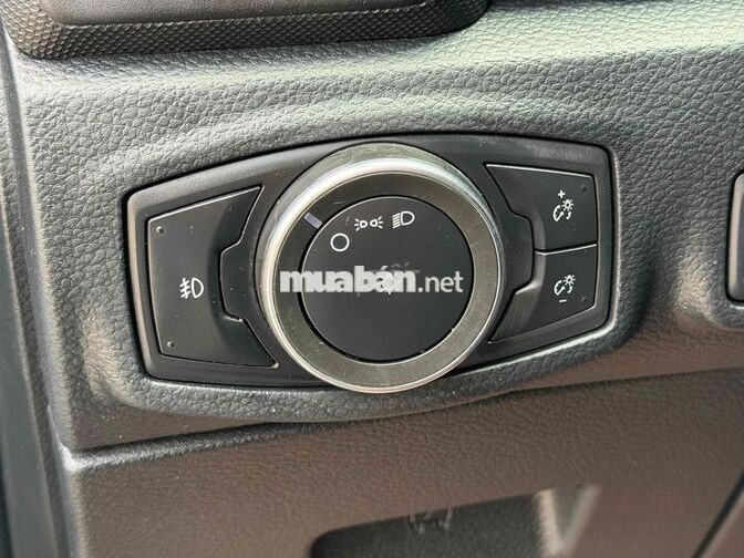 Ford Ranger XLS 2021 Tự động 9 vạn km Đen