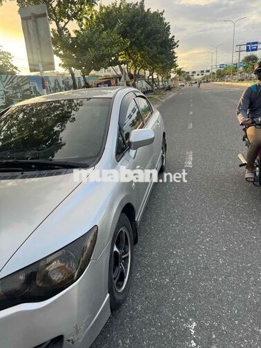 Honda Civic 2011 Bạc